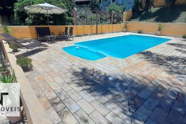 Ch&aacute;cara &agrave; venda - 700m&sup2; - Terra Preta