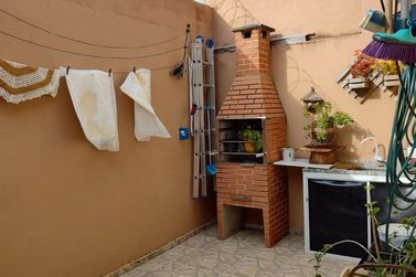 Casa &agrave; venda - 76m&sup2; - JARDIM DAS PALMEIRAS