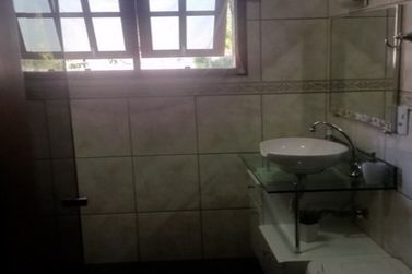 Ch&aacute;cara &agrave; venda - 374m&sup2; - Jardim Suely