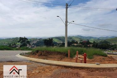 Terreno &agrave; venda - 250m&sup2; - Centro