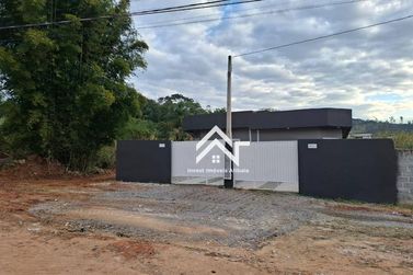 Casa &agrave; venda - 70m&sup2; - Vit&oacute;ria R&eacute;gia