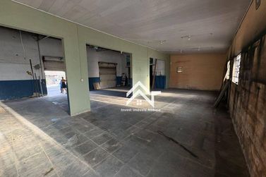 Terreno &agrave; venda - 900m&sup2; - Jardim das Cerejeiras