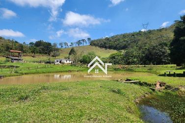 S&iacute;tio &agrave; venda - 532400m&sup2; - Pe&atilde;o