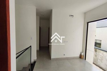 Casa para alugar - 228m&sup2; - Rio Abaixo
