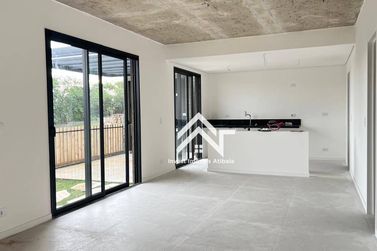 Casa &agrave; venda - 137m&sup2; - Condom&iacute;nio La Reserva II