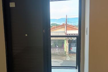 Casa &agrave; venda - 135m&sup2; - Alvin&oacute;polis