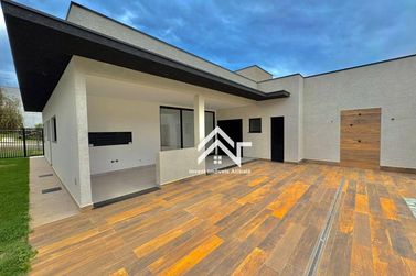 Casa &agrave; venda - 230m&sup2; - Condom&iacute;nio Residencial Shamballa III