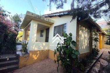 Casa &agrave; venda - 100m&sup2; - Jardim Imperial