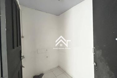 Sal&atilde;o Comercial para alugar - 50m&sup2; - Centro