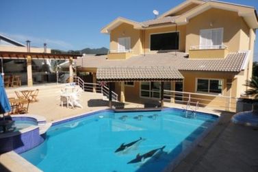 Casa &agrave; venda - 800m&sup2; - Condom&iacute;nio Porto Atibaia