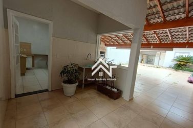 Casa &agrave; venda - 171m&sup2; - Jardim Santa B&aacute;rbara