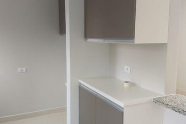 Apartamento &agrave; venda - 75m&sup2; - ALVIN&Oacute;POLIS