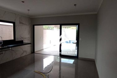 Casa &agrave; venda - 228m&sup2; - Ch&aacute;caras Maring&aacute;
