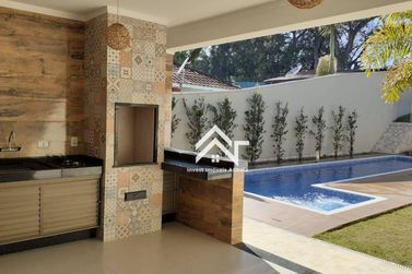 Casa &agrave; venda - 323m&sup2; - Condominio Porto Atibaia
