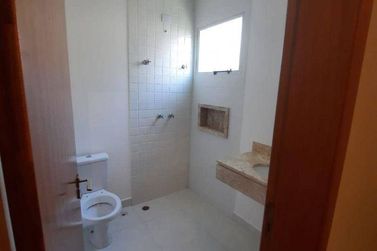 Casa &agrave; venda - 122m&sup2; - Jardim do Lago