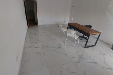 Sala Comercial para alugar - 45m&sup2; - ALVIN&Oacute;POLIS