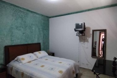 Ch&aacute;cara &agrave; venda - 1000m&sup2; - Vila Dom Pedro