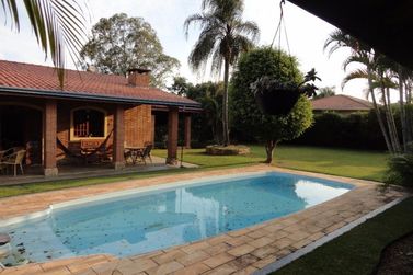 Casa &agrave; venda - 214m&sup2; - PARQUE DAS GAR&Ccedil;AS I