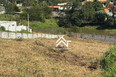 Terreno &agrave; venda - 900m&sup2; - Jardim Centen&aacute;rio