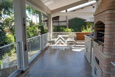 Casa &agrave; venda - 330m&sup2; - Parque Arco Iris