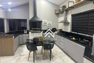 Casa &agrave; venda - 750m&sup2; - Condominio Porto Atibaia