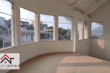Casa &agrave; venda - 330m&sup2; - Condom&iacute;nio &Aacute;gua Verde