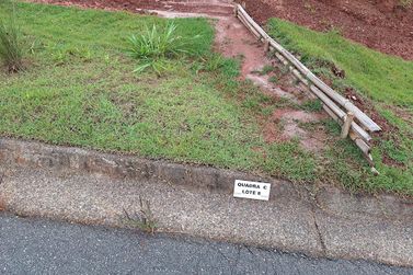 Terreno &agrave; venda - 1000m&sup2; - Bragan&ccedil;a Paulista