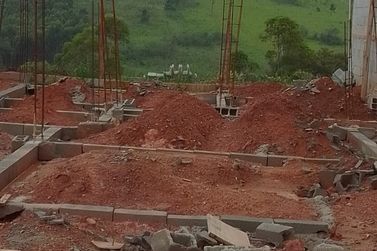 Terreno &agrave; venda - 109m&sup2; - BOM JESUS DOS PERDOES