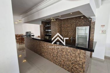 Sal&atilde;o Comercial para alugar - 565m&sup2; - Centro