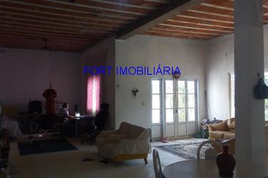 Casa &agrave; venda - 210m&sup2; - CAMPOS DE ATIBAIA