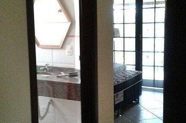 Casa para alugar - 450m&sup2; - Country R. F&eacute;lix