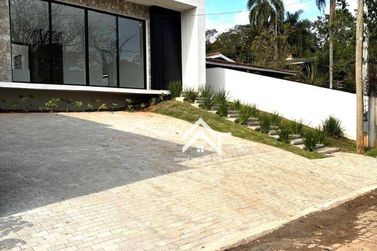 Casa &agrave; venda - 240m&sup2; - Retiro Recanto Tranquilo