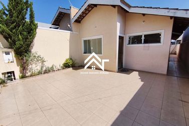 Casa &agrave; venda - 79m&sup2; - Nova Cerejeira