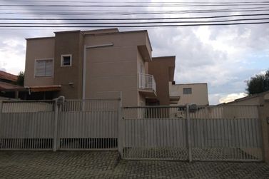 Casa &agrave; venda - 106m&sup2; - JARDIM COLONIAL