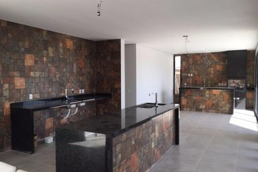 Casa &agrave; venda - 500m&sup2; - PORTO ATIBAIA
