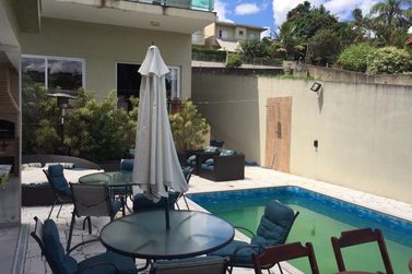 Casa &agrave; venda - 265m&sup2; - Jd das Flores