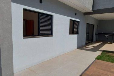 Casa &agrave; venda - 135m&sup2; - Port&atilde;o