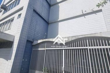 Sal&atilde;o Comercial para alugar - 2500m&sup2; - Jardim S&atilde;o Louren&ccedil;o