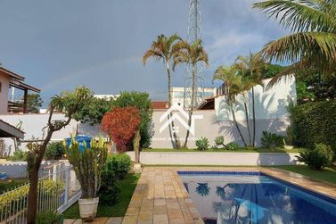 Casa &agrave; venda - 400m&sup2; - Vila Giglio