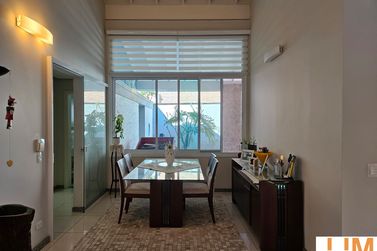 Casa &agrave; venda - 351m&sup2; - Vila Giglio