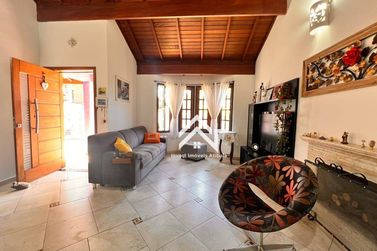 Casa &agrave; venda - 250m&sup2; - Jardim Paulista