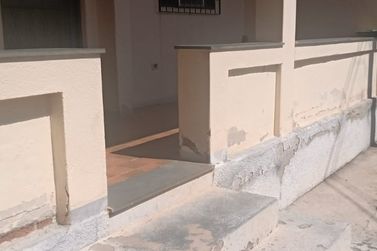 Casa &agrave; venda - ALVIN&Oacute;POLIS