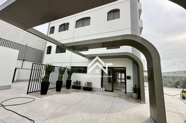 Apartamento para alugar - 227m&sup2; - Centro