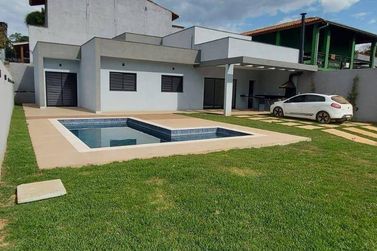 Casa &agrave; venda - 135m&sup2; - Port&atilde;o