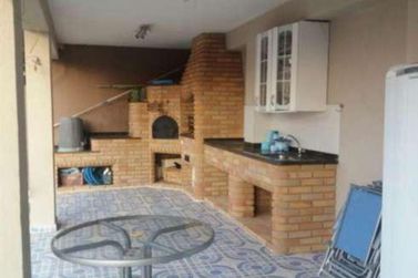 Casa &agrave; venda - 250m&sup2; - Jardim do Lago