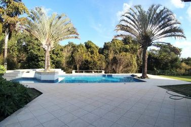 Casa para alugar - 606m&sup2; - NOVA GARD&Ecirc;NIA
