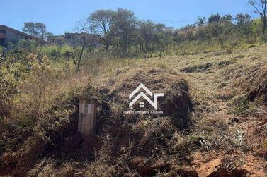 Terreno &agrave; venda - 380m&sup2; - Atibaia Belvedere