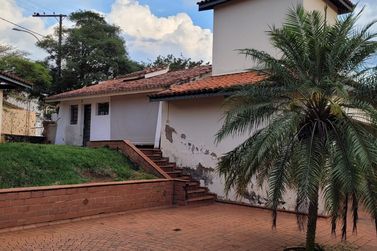 Ch&aacute;cara &agrave; venda - RECANTO AMAPOLA