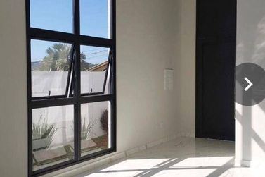 Casa &agrave; venda - 220m&sup2; - Condom&iacute;nio Shambala III