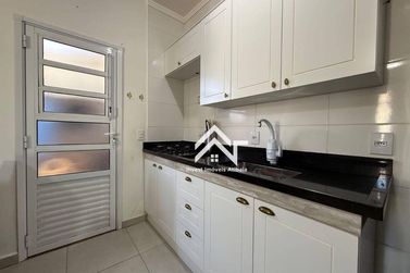 Casa &agrave; venda - 52m&sup2; - Jardim Colonial